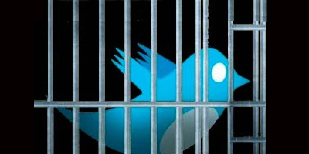 Mexicanos arriesgan 30 años de cárcel por "TwitterTerrorismo"