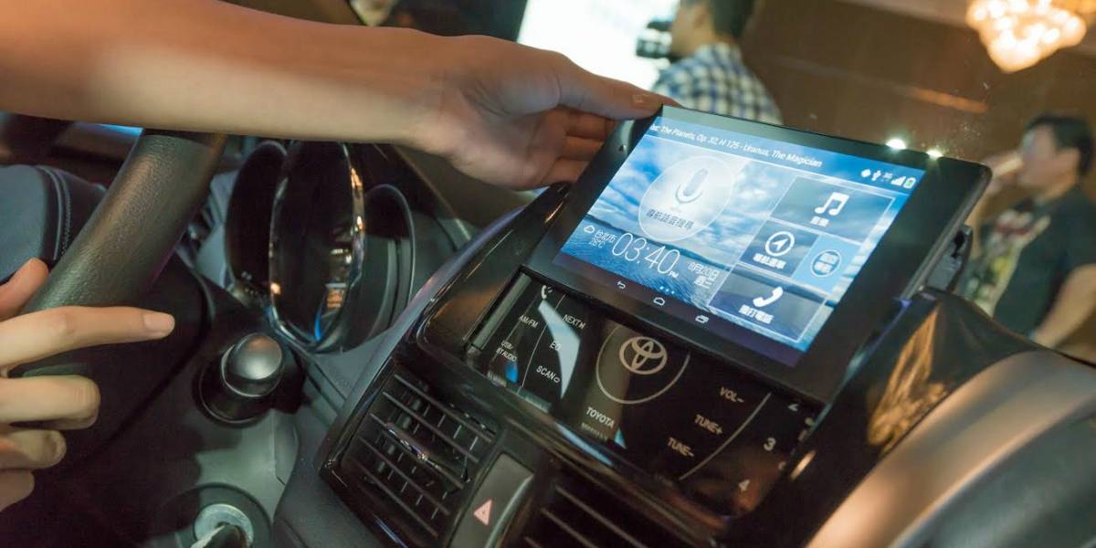 Automóviles Toyota vendrán con tablets Nexus 7 integrados en Taiwan