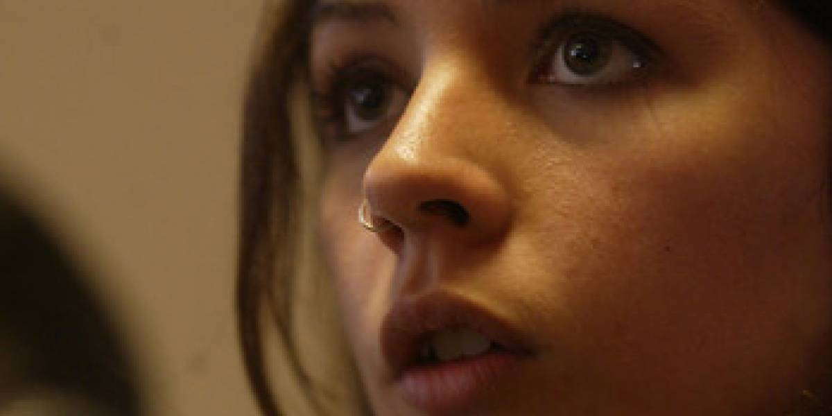 Chile: Corte rechaza amparo preventivo a Camila Vallejo por amenazas por Twitter