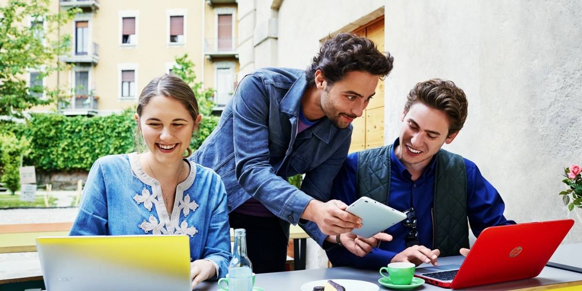 ¿Hacer filas para ser atendidos en internet?