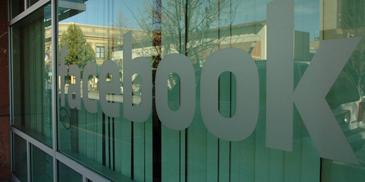 La comunicación global de Facebook la llevará un ex portavoz presidencial de los Estados Unidos