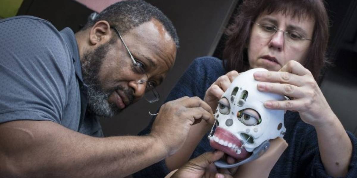 A esta muñeca sexual robótica le puedes intercambiar el rostro