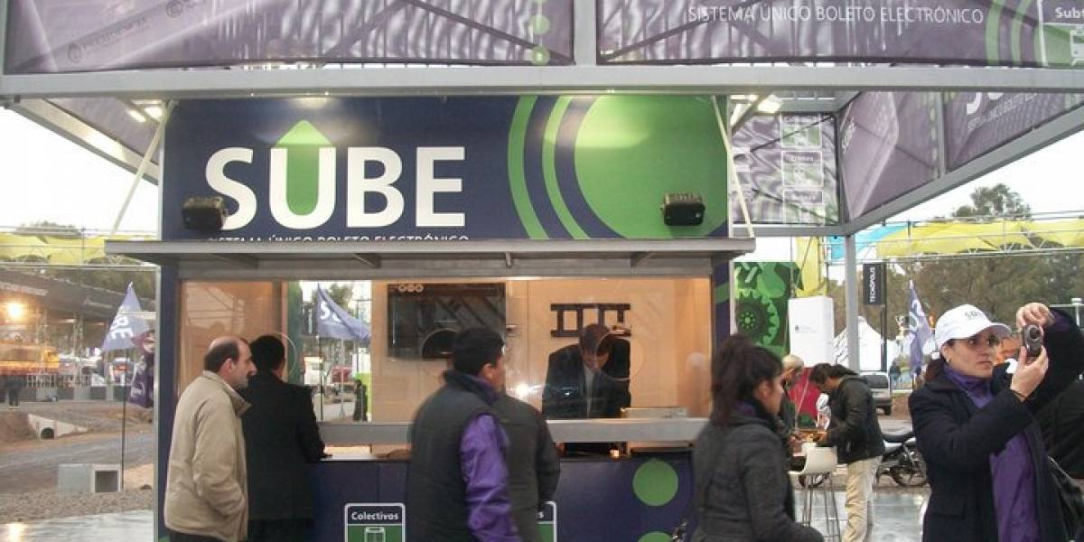 Argentina: Tarjeta SUBE fue hackeada por Anonymous en rechazo al monitoreo de datos personales