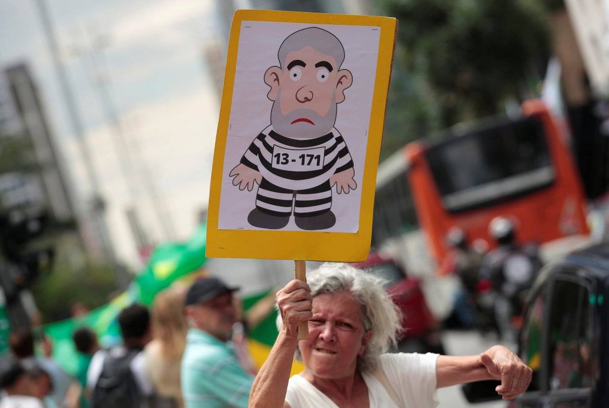 Ato contra Lula
