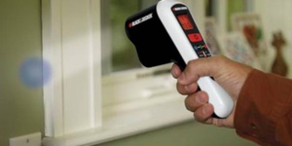 Detector de fugas termales de Black and Decker