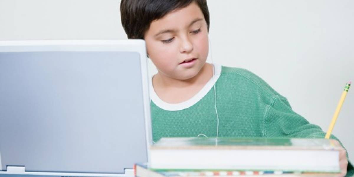 Desperdiciar horas en redes sociales no afectaría rendimiento académico