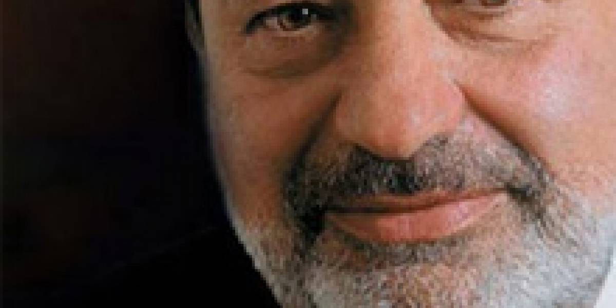 El segundo hombre más rico del mundo recupera su nombre en Internet