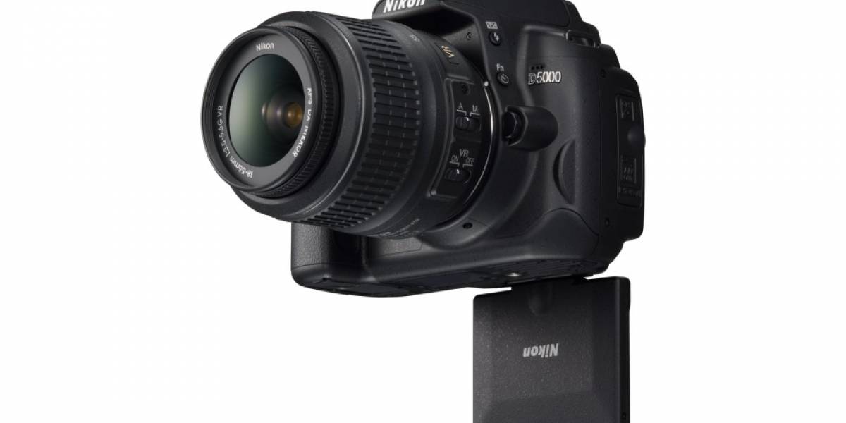 Nikon D5000: Graba HD y tiene pantalla abatible