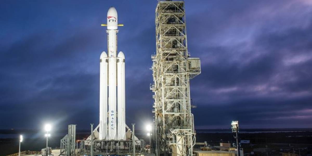 Space X tuvo que retrasar el lanzamiento de Falcon Heavy por falta de apoyo