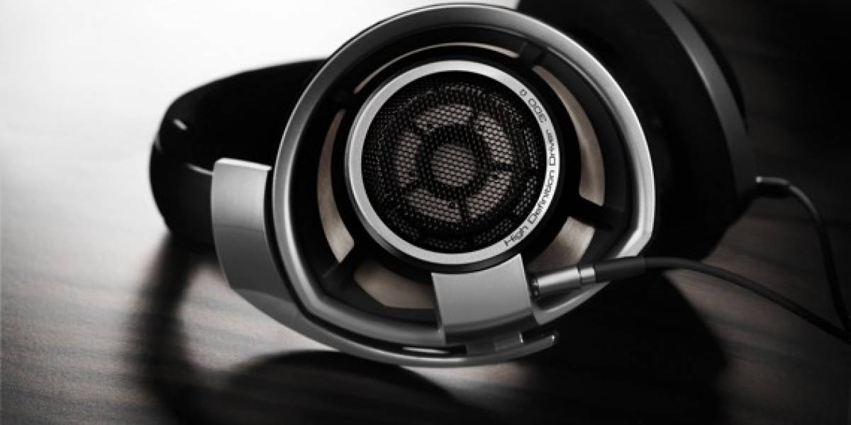 CES09: Auriculares Sennheiser HD 800 hechos a mano