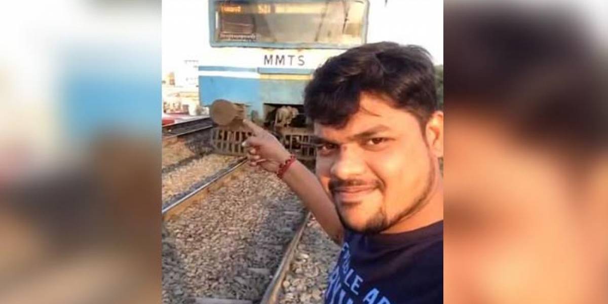 Intenta tomarse una selfie en las vías del tren, pero termina arrollado