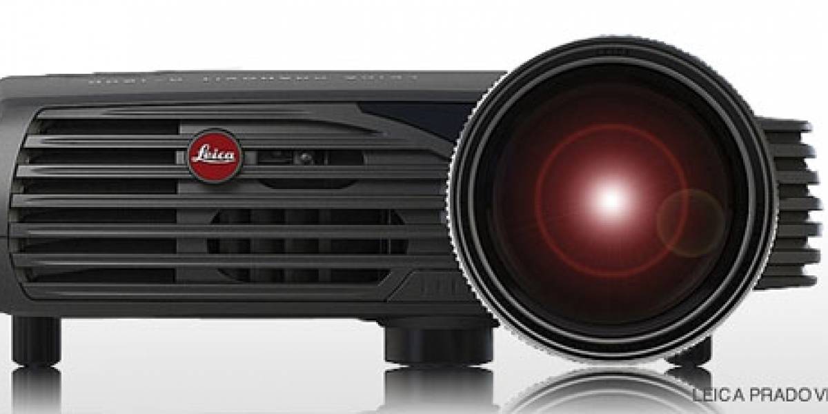 El proyector Leica Pradovit D-1200 es tan impresionante como caro