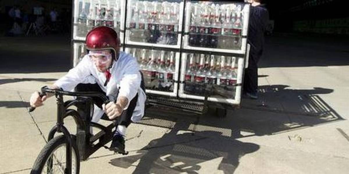 Propulsión a chorro (de Coca Cola Zero - Video)