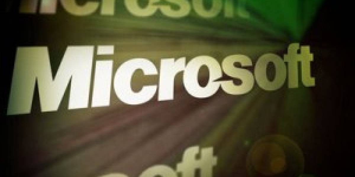 Senador solicita a Microsoft que despida a los extranjeros primero