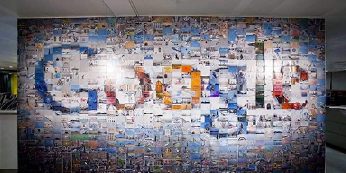 El logo de Google construido con 884 fotografías