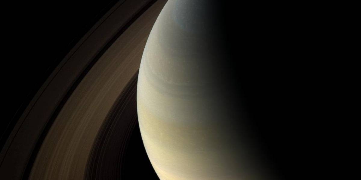 Imperdible: Saturno en las sombras