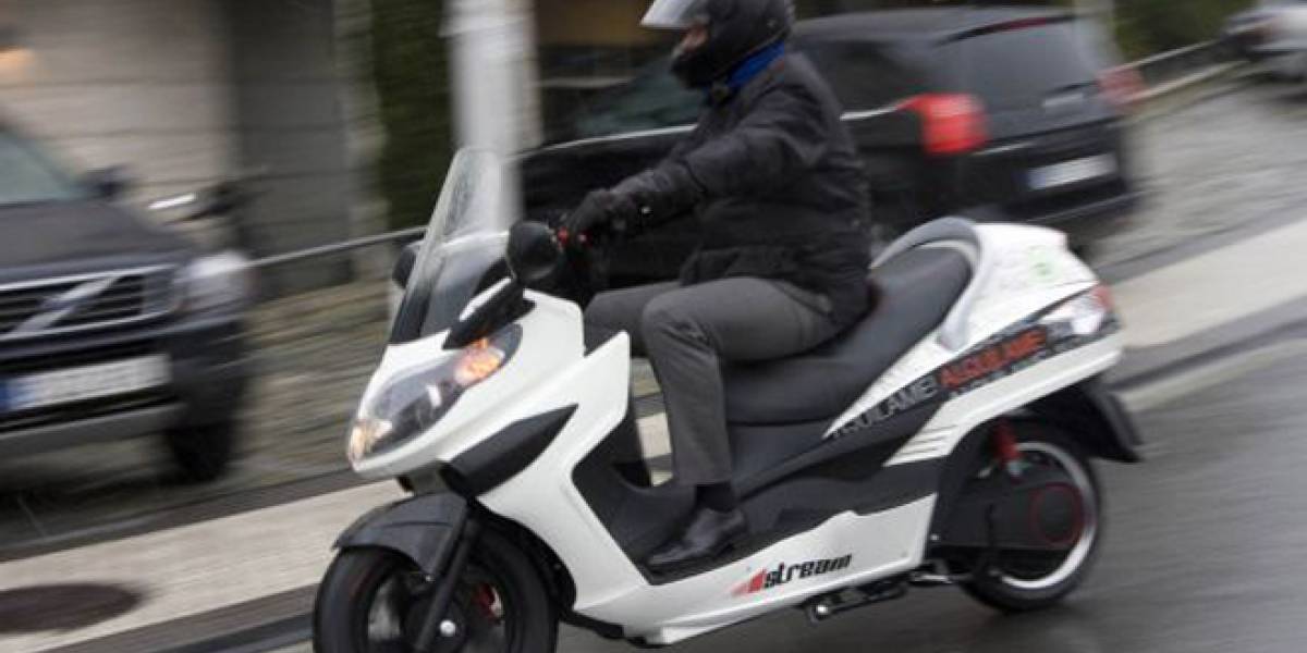 LEMev Stream, la primera moto eléctrica fabricada en España, sale a la venta