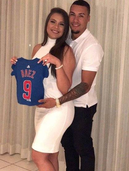 Javier Báez anuncia que se convertirá en padre