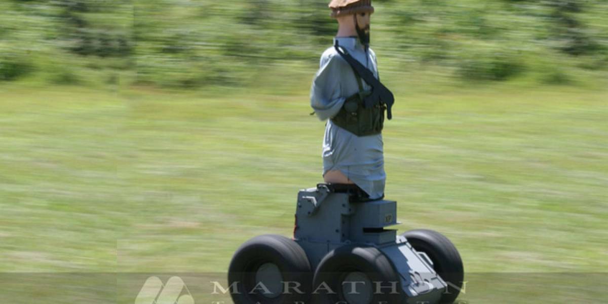 Marines de Estados Unidos tienen terroristas talibanes robots para practicar