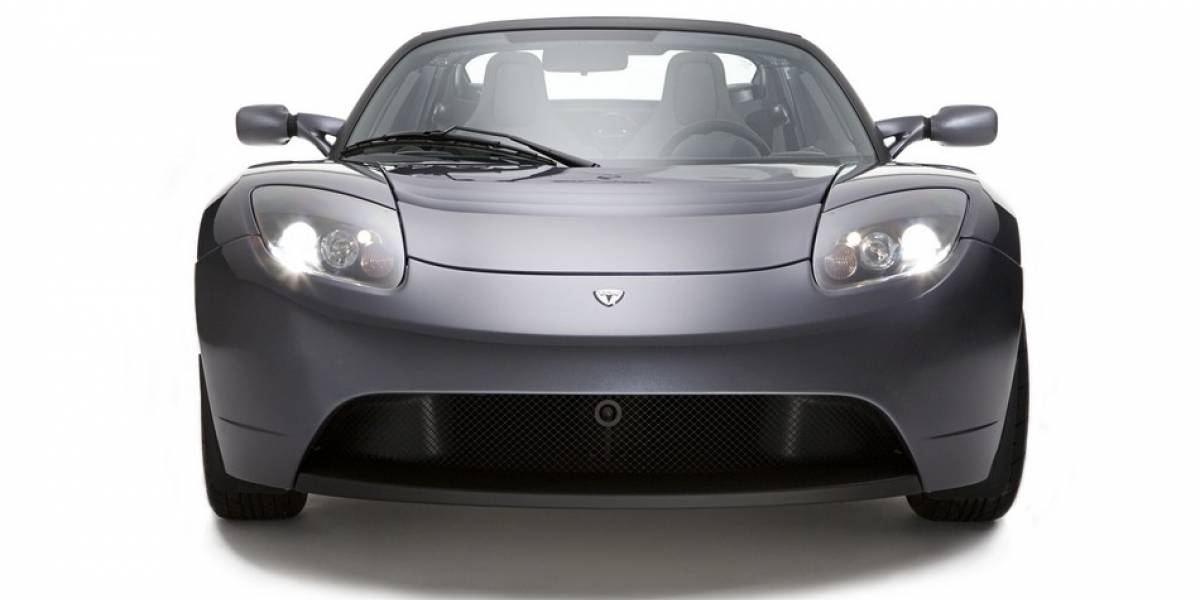 Tesla Roadster en la pista