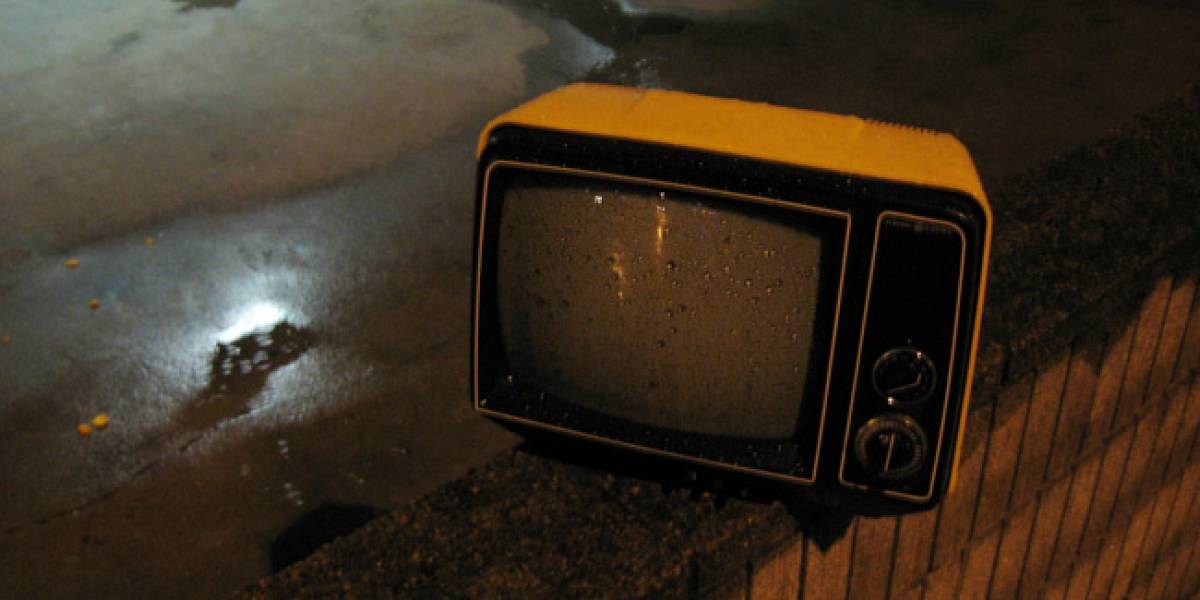 Columna: Cómo afectará a miles de chilenos la ley de TV Digital despachada por las comisiones del Senado