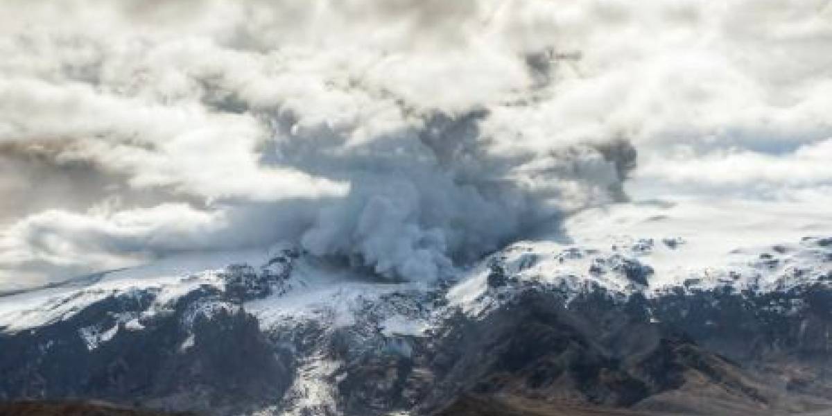 Dos días mirando el volcán Eyjafjallajökull (Video)