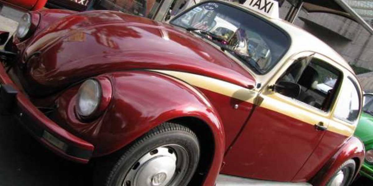 México se despide de los taxis "vochos"