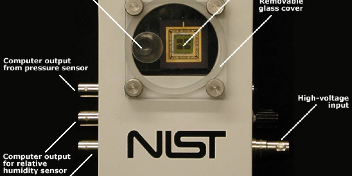 Competencia de microrobots en Alaska sobre un ring de 2 milímetros