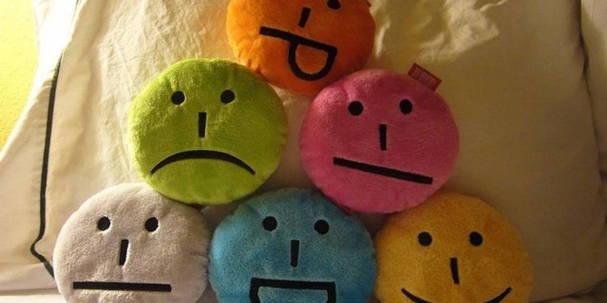 ¡Felices 30 años emoticones! :-)