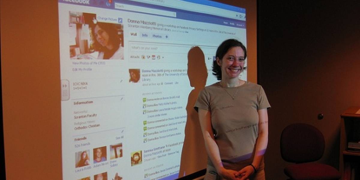 Facebook cumplió 9 años: ¿Ayudó o arruinó nuestra vida social?