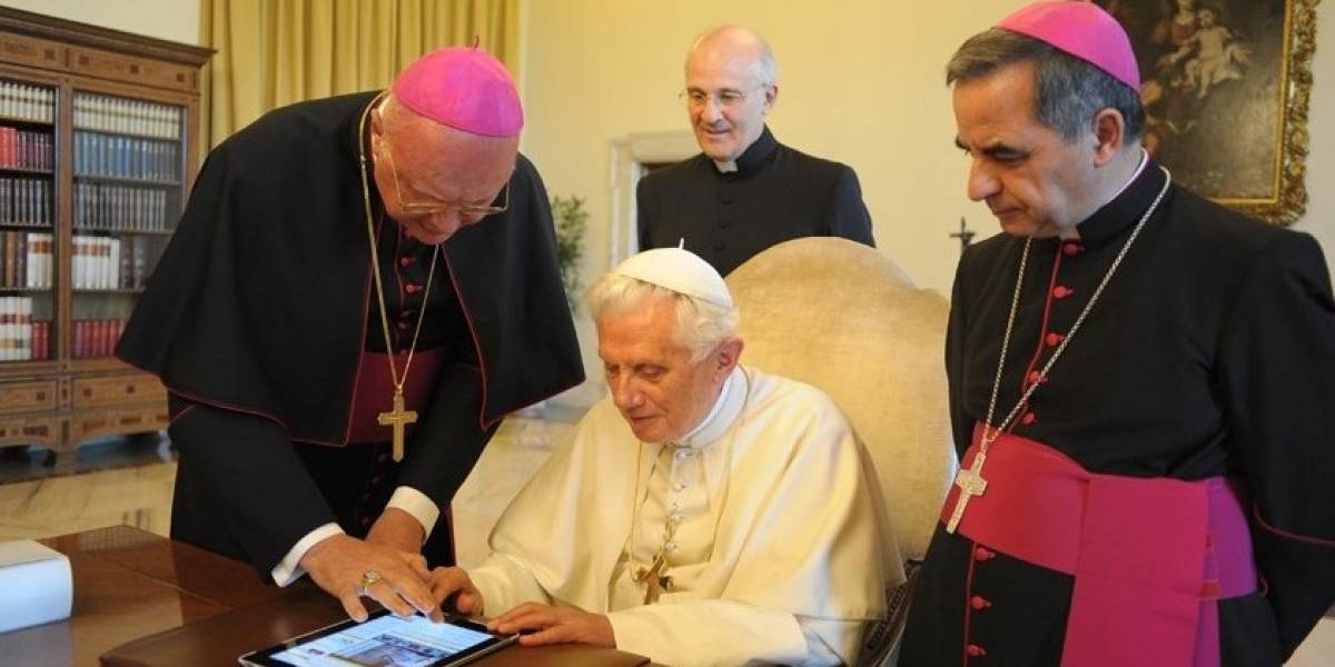 El Vaticano envió gacetillas de prensa de sus cardenales copiadas de Wikipedia
