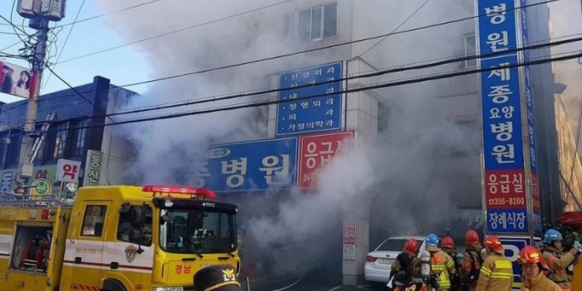Incendio en hospital de Corea del Sur deja decenas de muertos