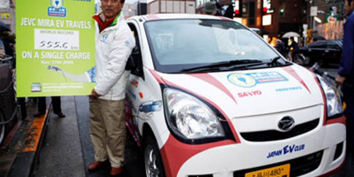 Sanyo rompe el record mundial de autonomía en automóviles eléctricos