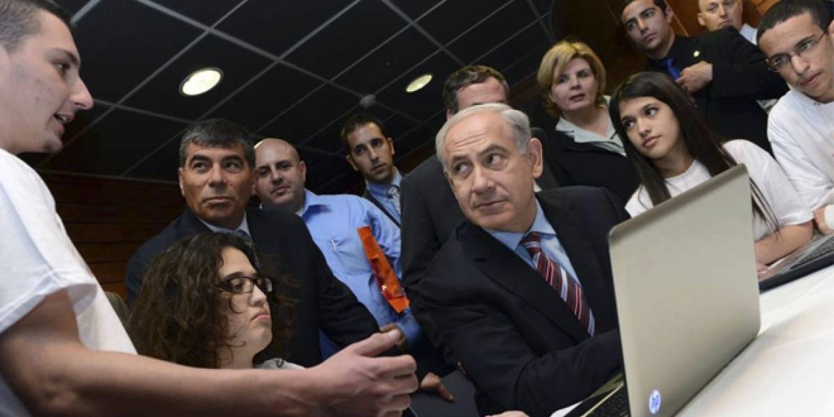 Israel recluta a jóvenes adolescentes para hacer frente a la ciberguerra