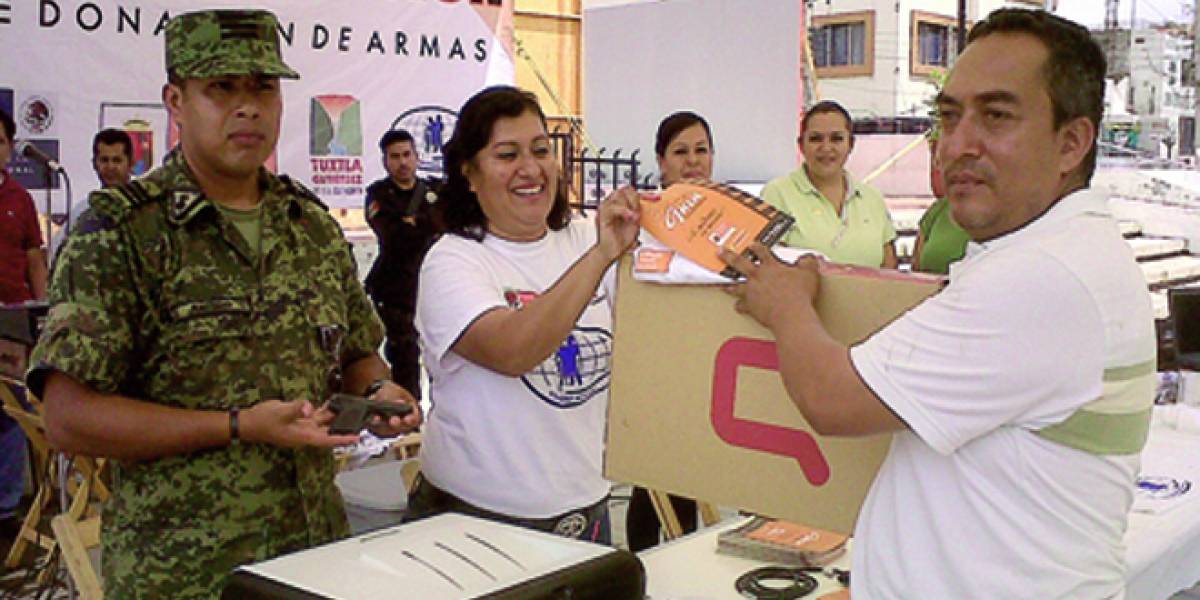México: Ejército canjea torpedo submarino por laptop