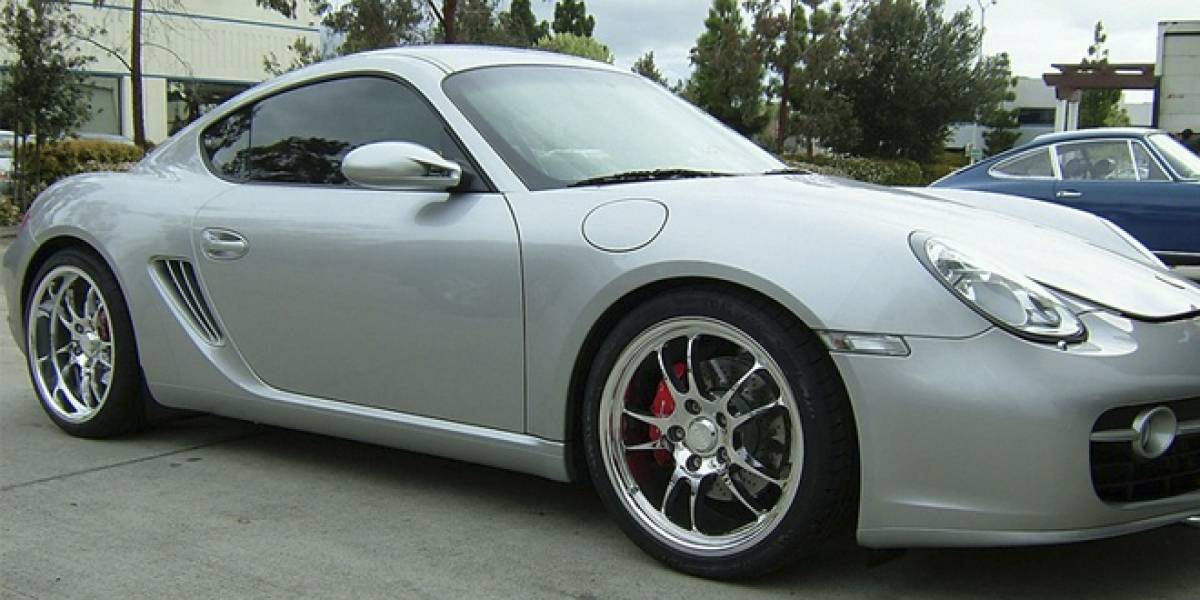 Familia vende un Porsche a 300 bitcoins... y se lo compran