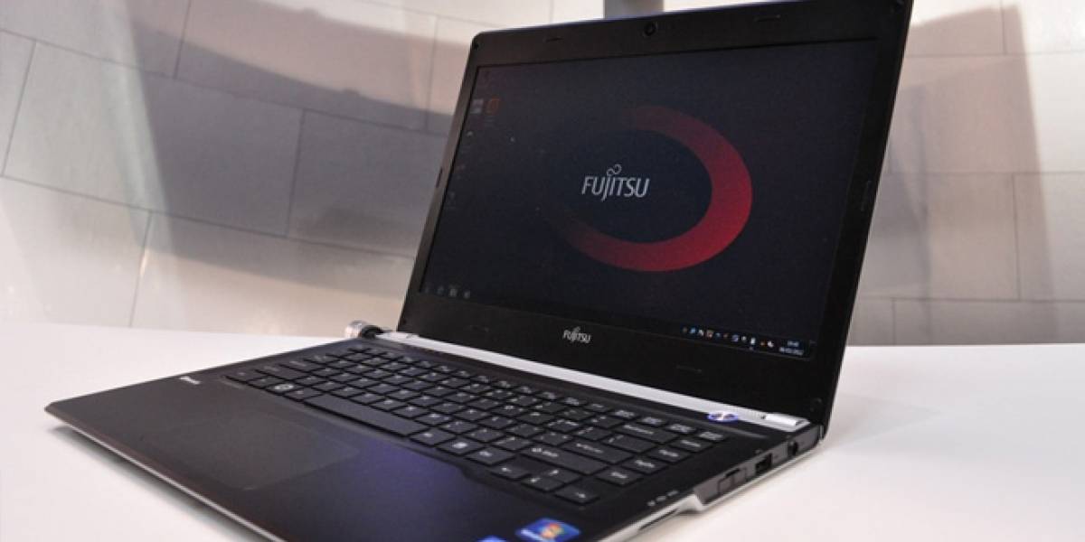 Fujitsu baja sus estimaciones de ventas ante el poco interés del público por Windows 8