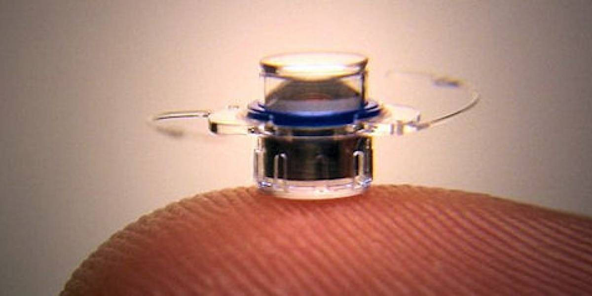 Desarrollan implantes oculares para combatir la degeneración de la mácula