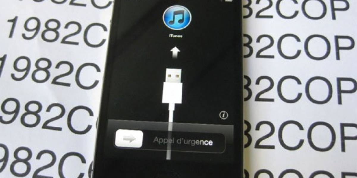 eBay pone en su vitrina virtual un prototipo del iPhone 4