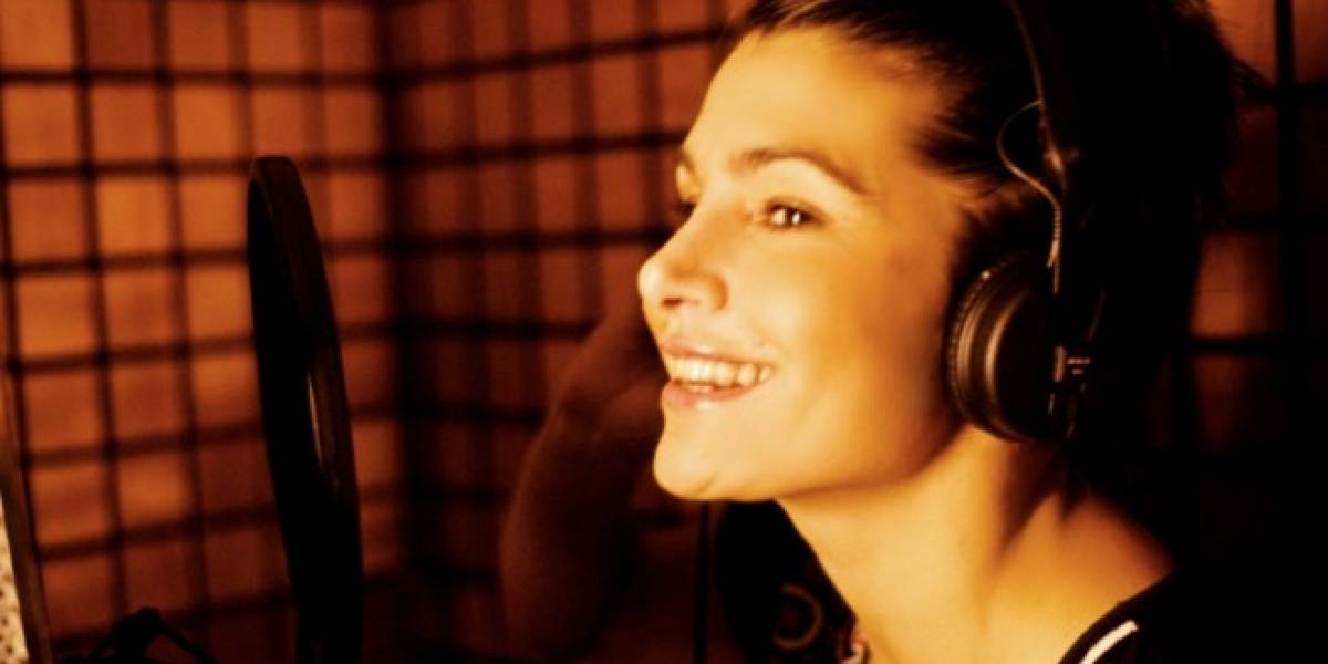 Este es el rostro de la voz femenina del antivirus Avast