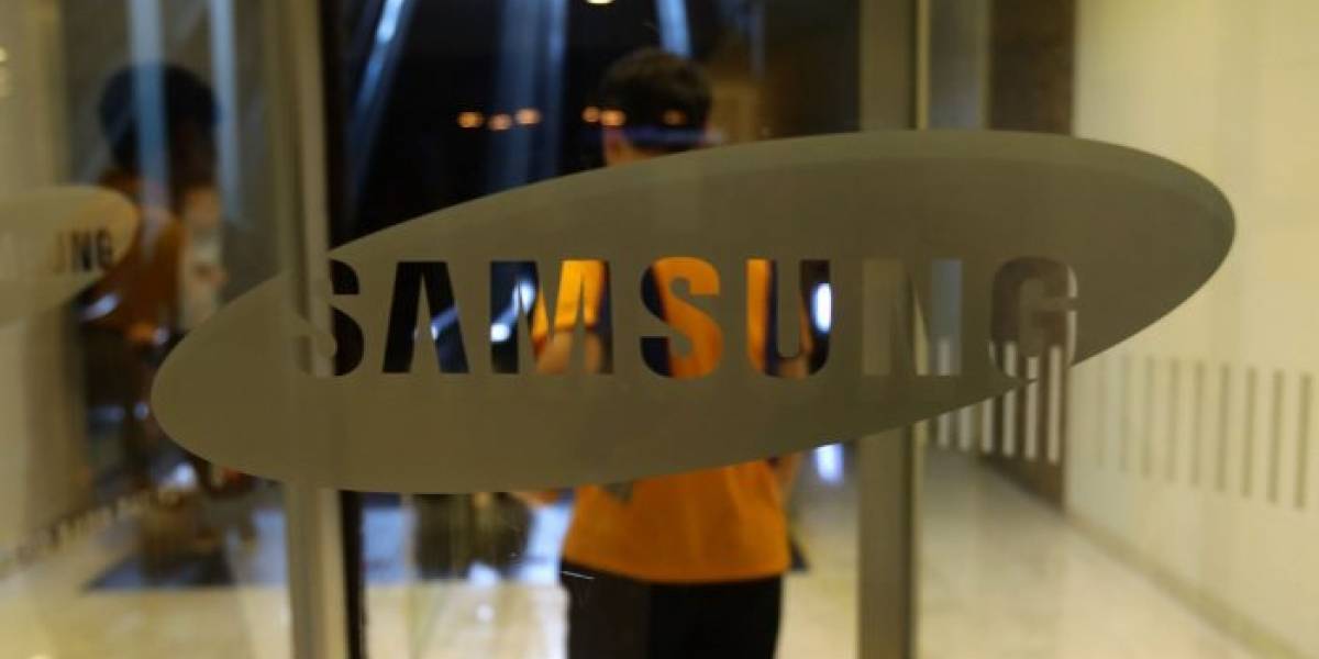 Aparece una nueva patente del teléfono plegable de Samsung
