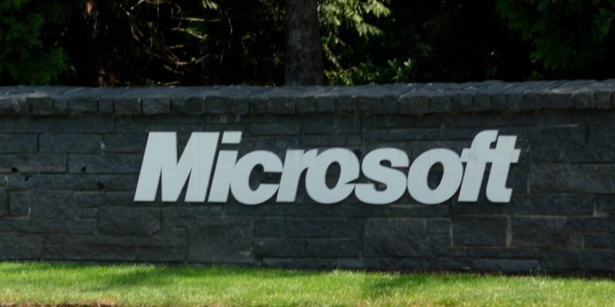 Ganancias de Microsoft bajan ante menores ventas de PCs