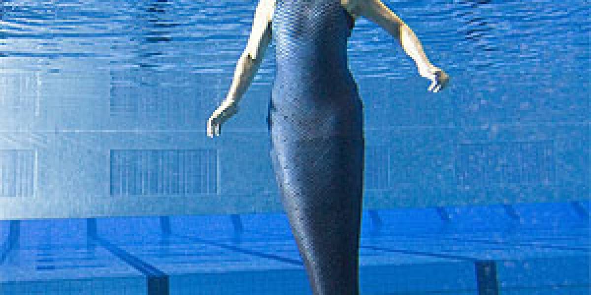 Estudio de efectos especiales convierte a mujer amputada en sirena