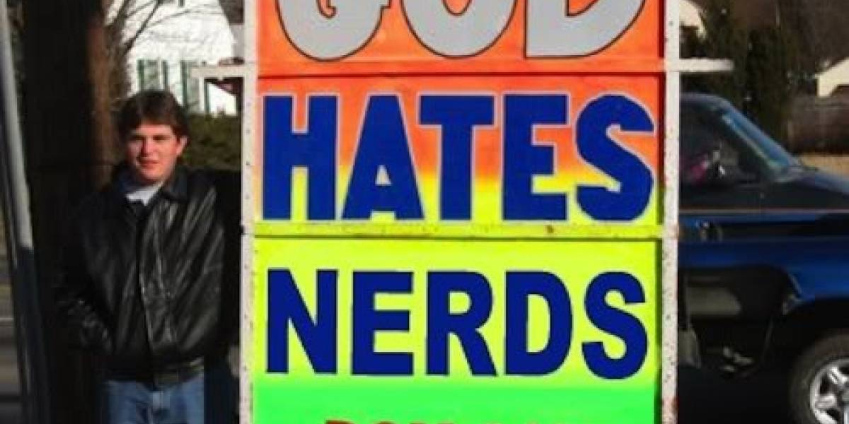 La Iglesia Bautista de Westboro le dice a Anonymous que "Dios odia a los hackers"