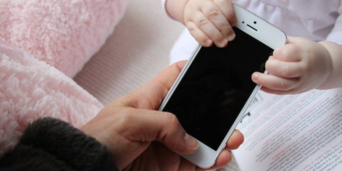 Inversionistas de Apple dicen que los niños deberían usar menos el iPhone