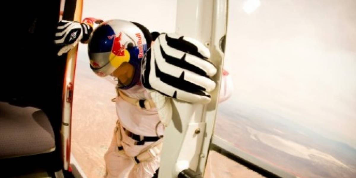 Austriaco planea saltar de un avión y romper la barrera del sonido