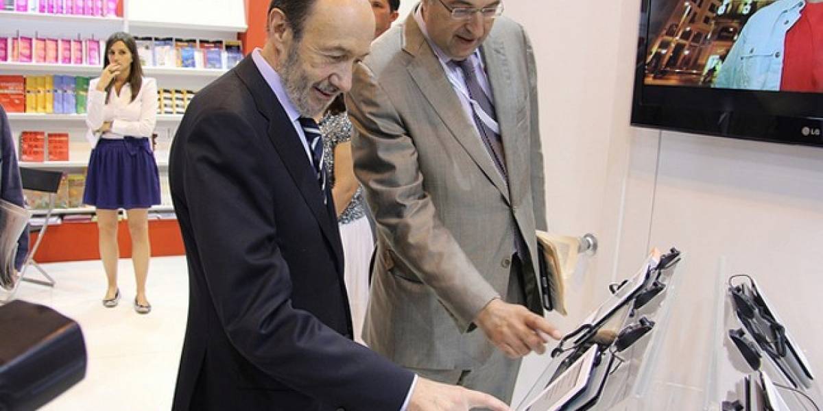 España: Rubalcaba promete que bajará el IVA hasta el 4% para los Libros Electrónicos