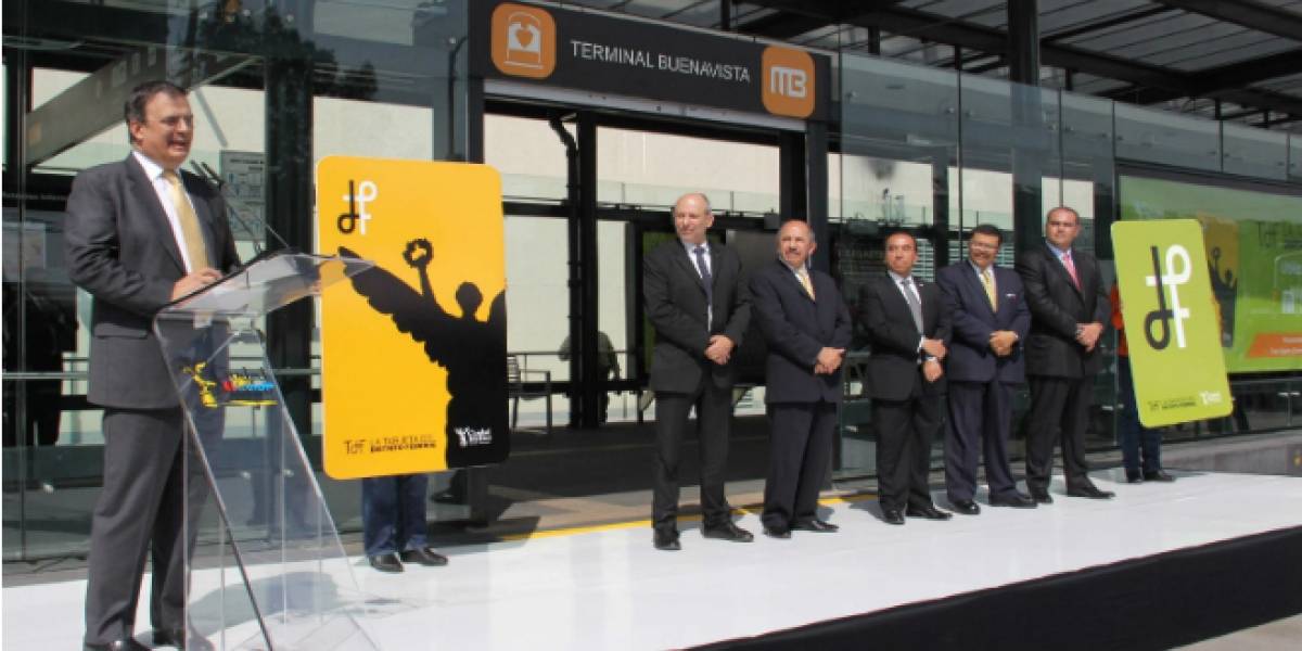 México: Gobierno capitalino presenta tarjeta prepago para transporte público