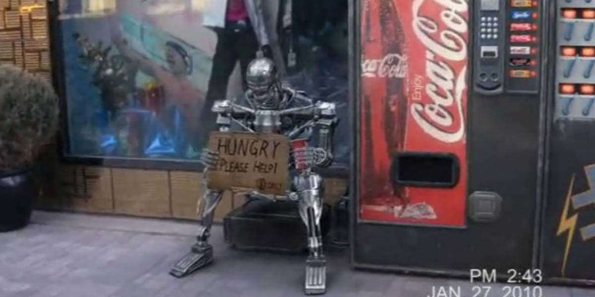 Terminator vs. Apple Store (Video)