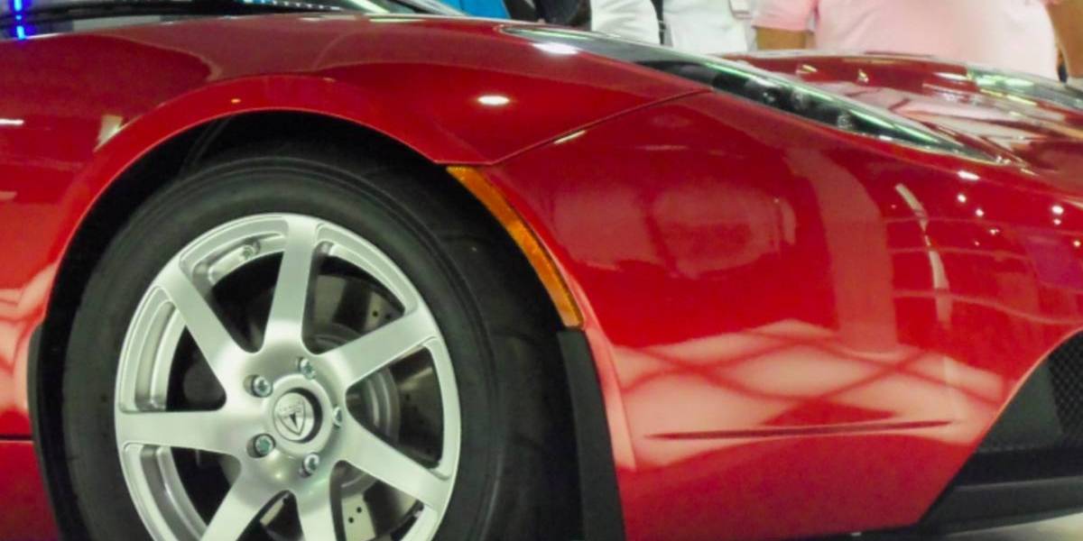 CES 2011: Auto eléctrico que se carga inalámbricamente